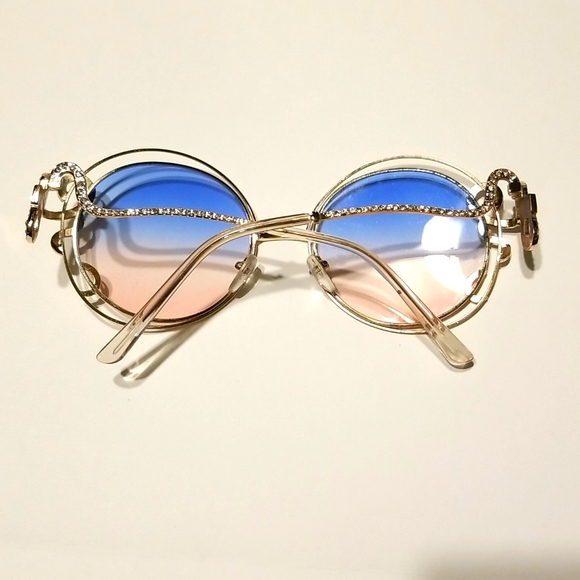 NWOT Blue-clear-Pink Retro Blinged-out Shades - Picture 4 of 4